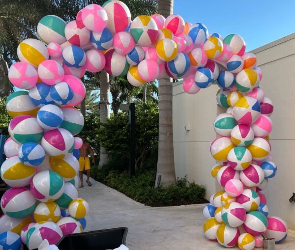 Beach Ball Arch - Image 2